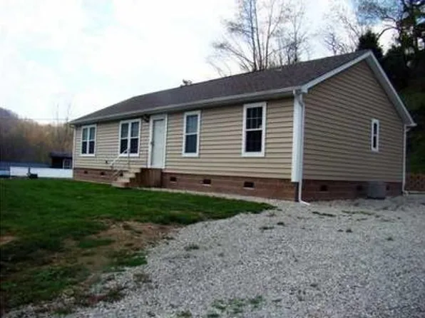 151 Morgan Ln, Julian, WV 25529