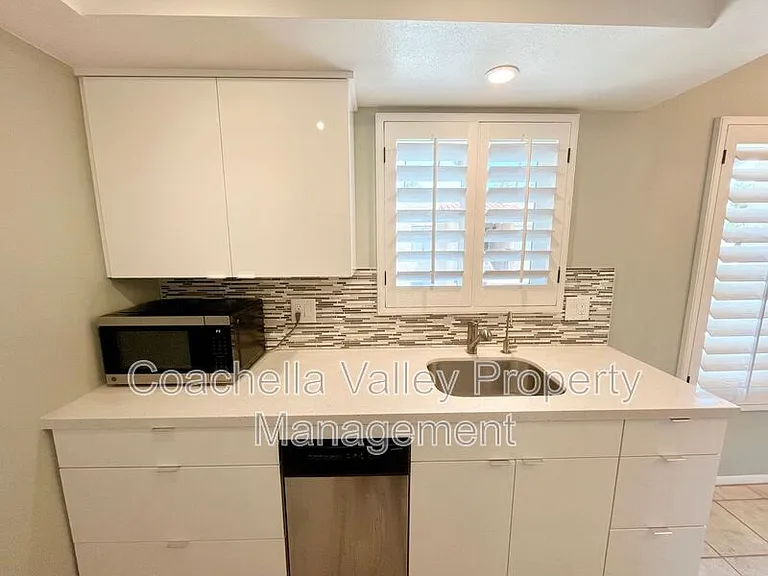 2160 S Palm Canyon Dr #9 — Photo 11