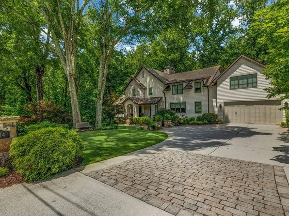 4584 Meadow Valley Dr, Sandy Springs, GA 30342