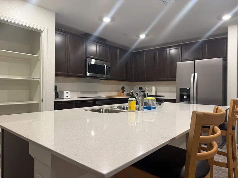 2165 S Sylmar Ave — Photo 5