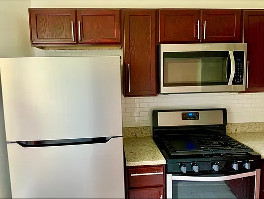 Rented by Access New York Group | media 24