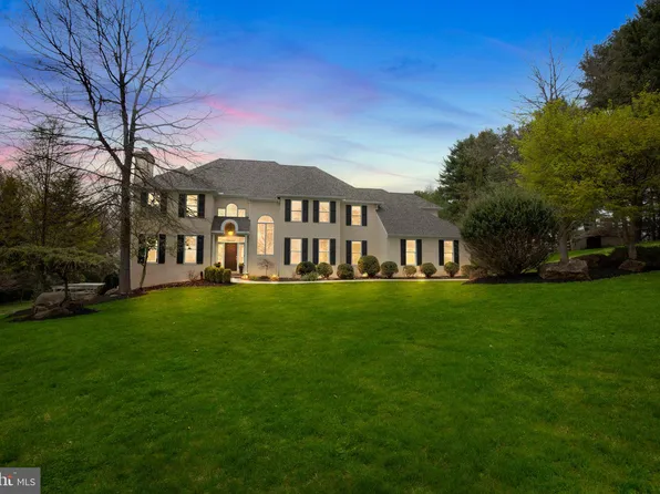 1681 Hunters Cir, West Chester, PA 19380