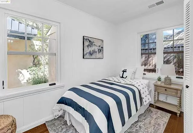 412 Pepper Ave — Photo 5