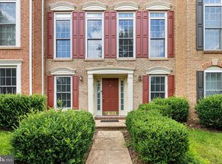 42986 Matties Ter, Chantilly, VA 20152