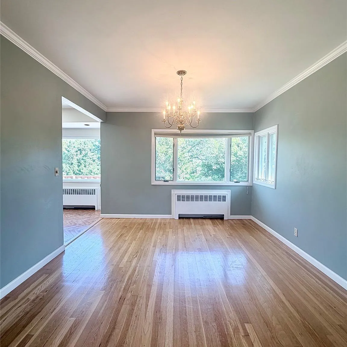 3 bed, 2.5 bath, 2700 sqft, $5,500 — Photo 4