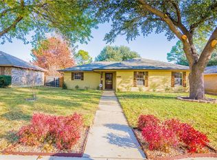 1805 Chisolm Trl, Lewisville, TX 75077