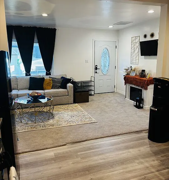 1377 S Sultana Ave — Photo 1
