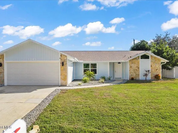 1345 Prospect Cir NE, Palm Bay, FL 32907