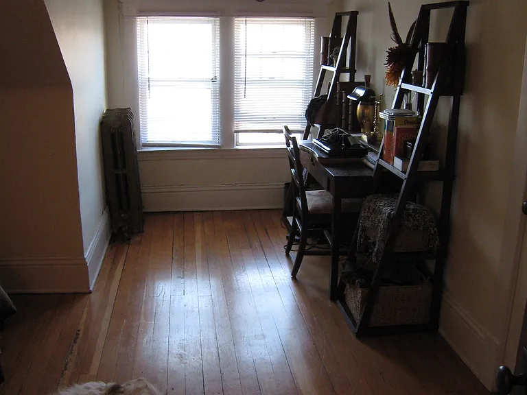 301 W 22nd St #1 — Photo 6