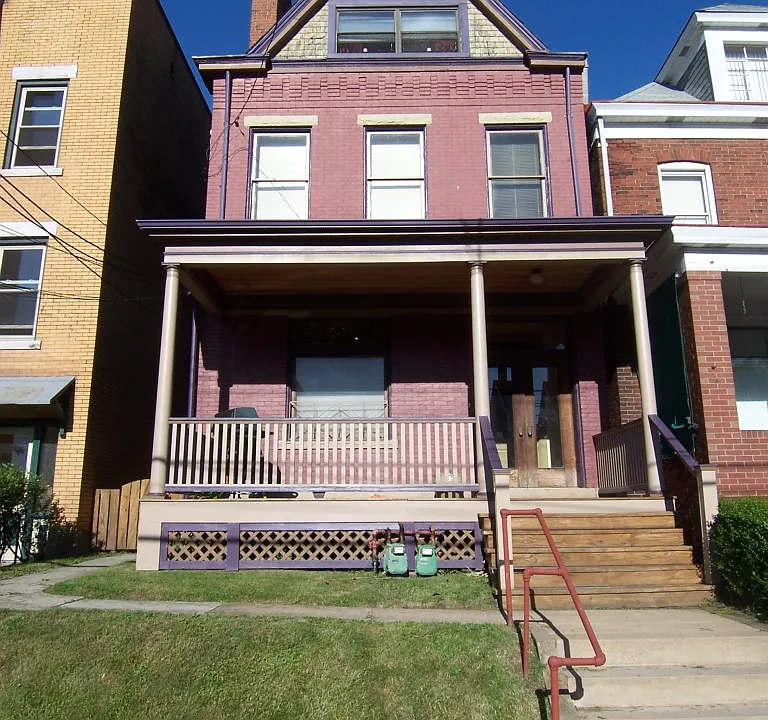 203 Gross St #2