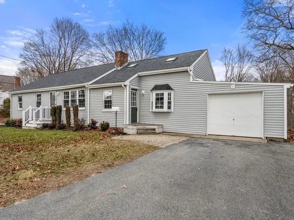 76 Waltham St, Maynard, MA 01754