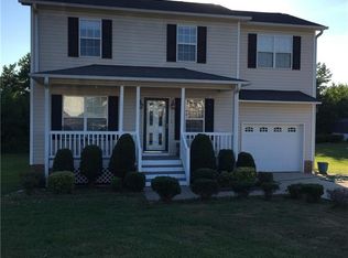 10 Pineywood Ct, Thomasville, NC 27360