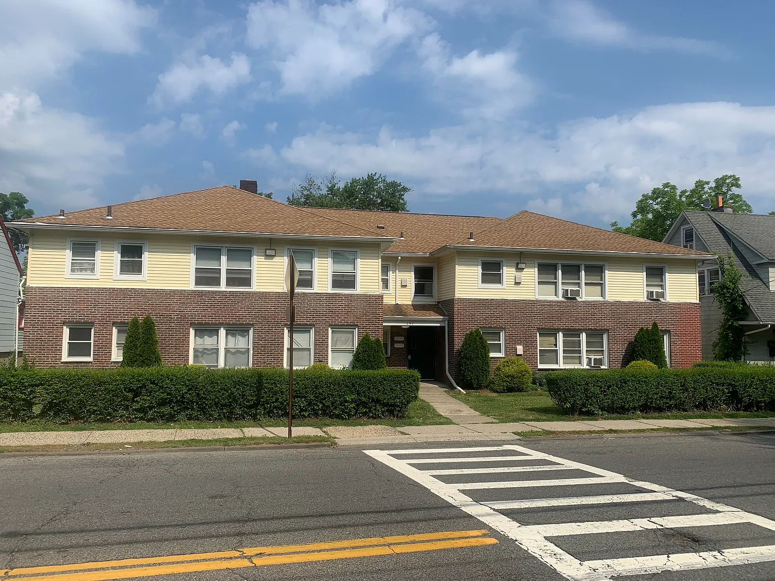 294 W Post Rd — Photo 3