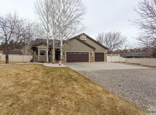 910 Sandstone Trl, Billings, MT 59105