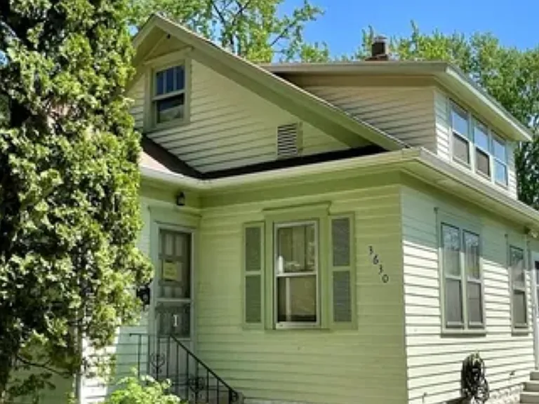 3630 Logan Ave N — Photo 2