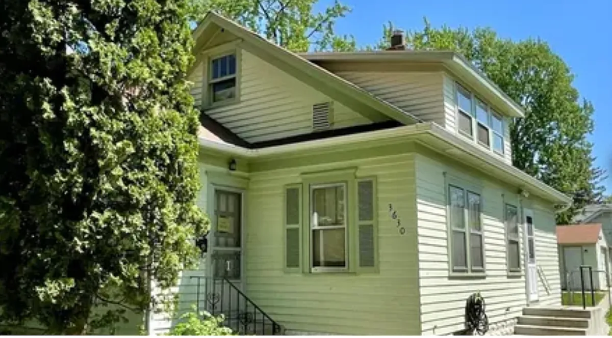 Building Photo - 3630 Logan Ave N