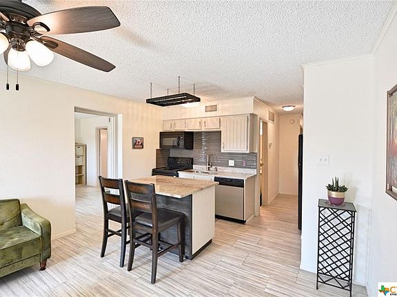 5th image of 500 N Market St #218