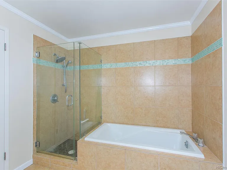 99-1383 Aiea Heights Dr — Photo 15