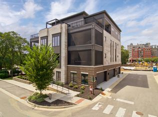 728 Pawnee Rd #200, Carmel, IN 46032