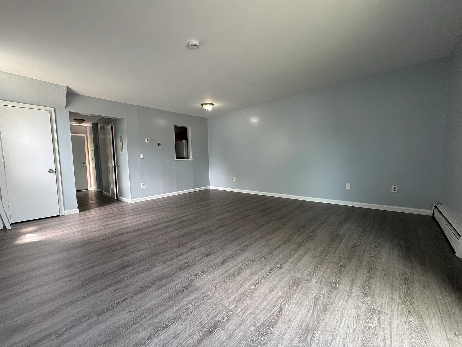 2 bed, 1.5 bath, 1100 sqft, $1,895 — Photo 1
