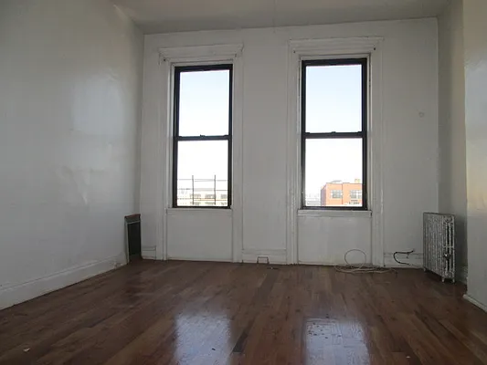 Rented by The Hamilton Group | media 30