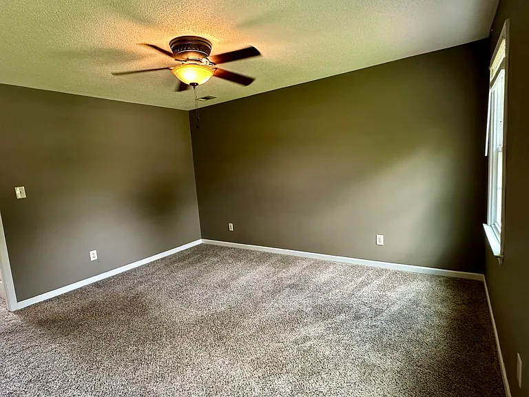 2763 Hunters Ct — Photo 13