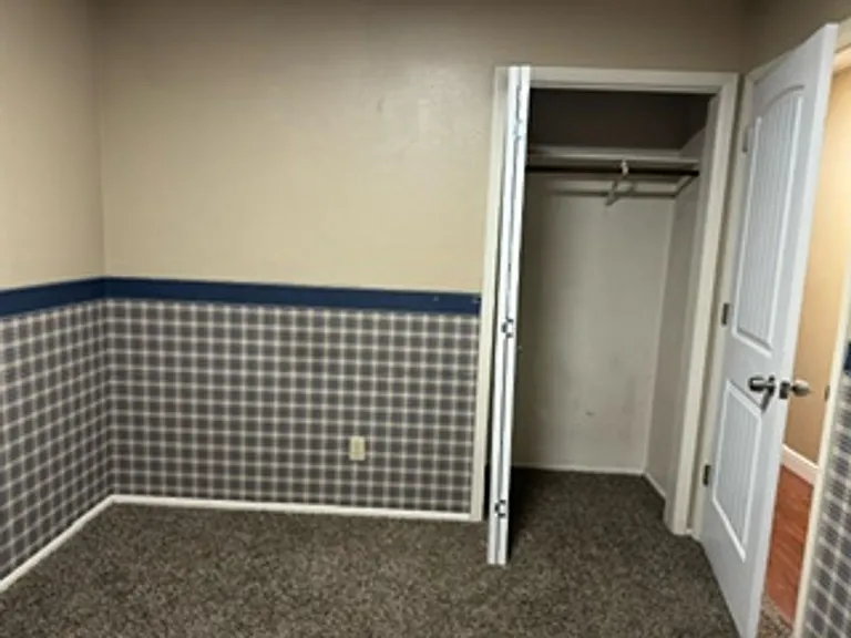 2269 W Skyview Dr — Photo 3