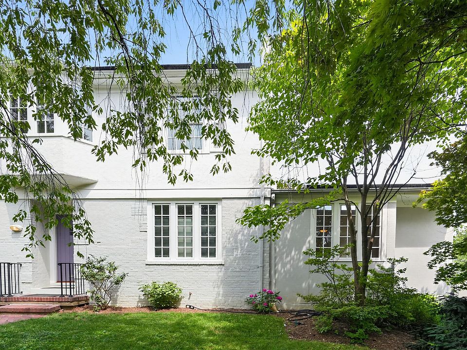 1st image of 3113 45th St NW