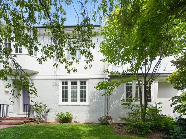 3113 45th St NW, Washington, DC 20016