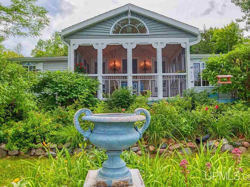 581 Sunset Lake Rd, Iron River, MI 49935 Zillow