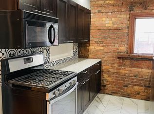 116 3rd St #2, Troy, NY 12180