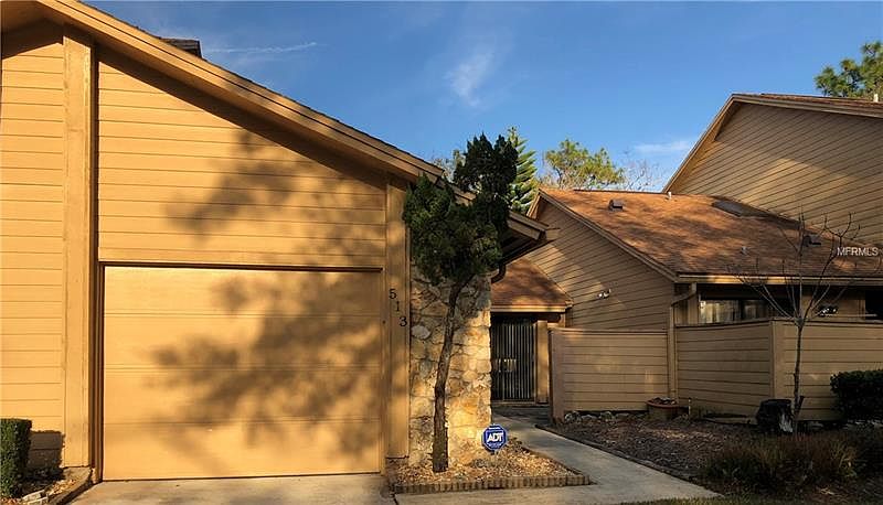 1st image of 513 Stanton Pl