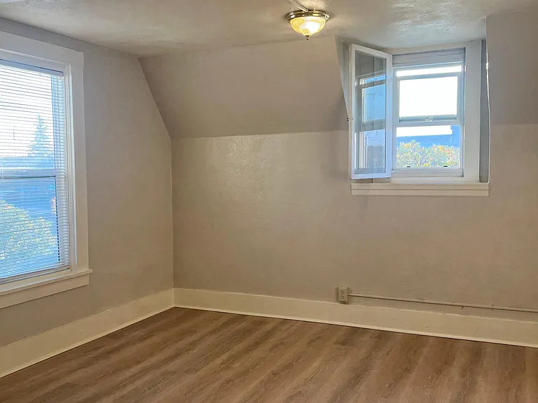 214.5 Fairfield Ave #2145 — Photo 1