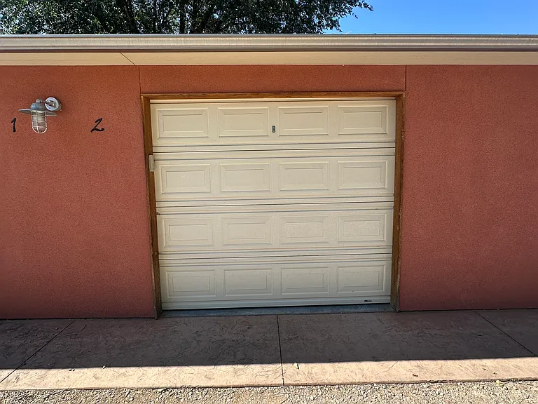 208 E 200 S #2 — Photo 16