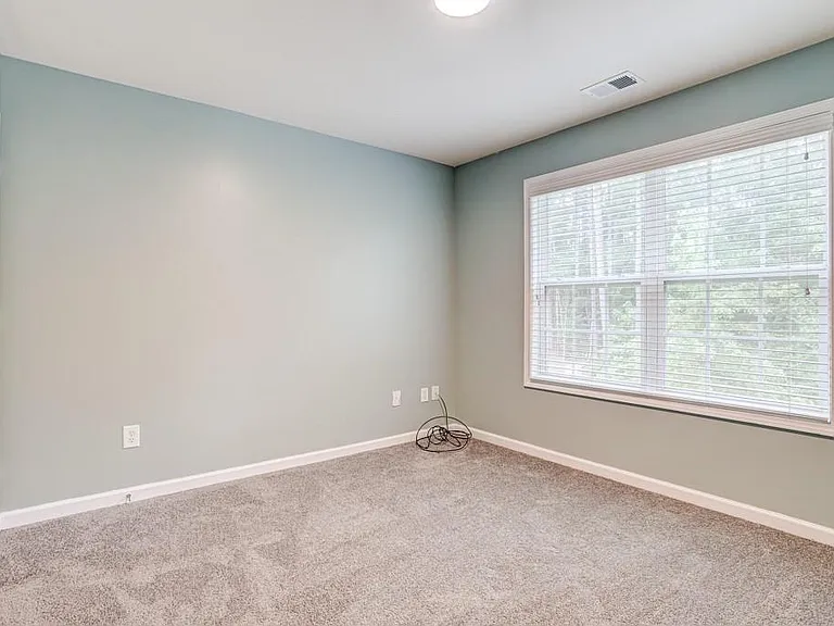 2860 Maple Springs Ct — Photo 11