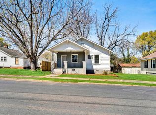 304 Jefferson St, Clinton, SC 29325