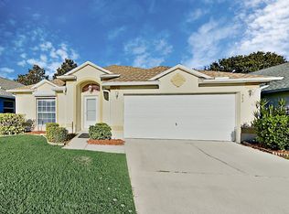 902 Shaw Cir, Melbourne, FL 32940