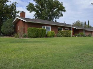 700 W Hermosa Dr, Artesia, NM 88210