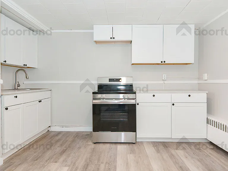 11 Pleasant St #3 — Photo 11