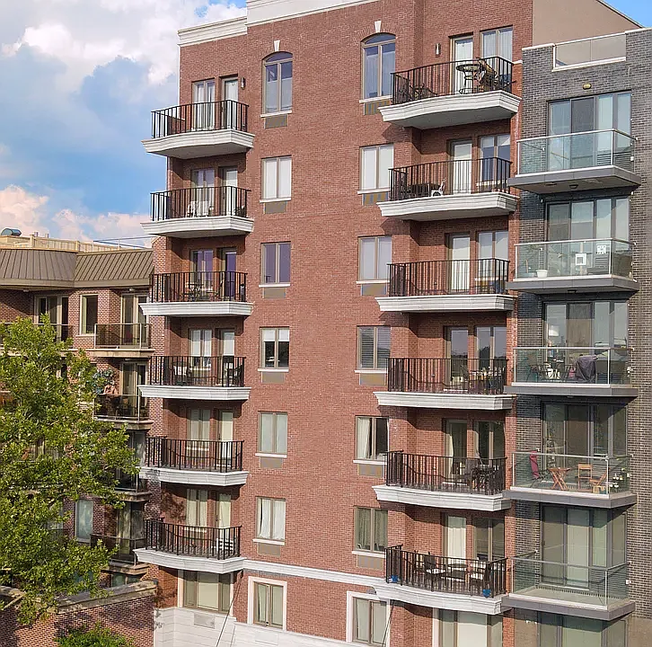 25-13 27th St #8A