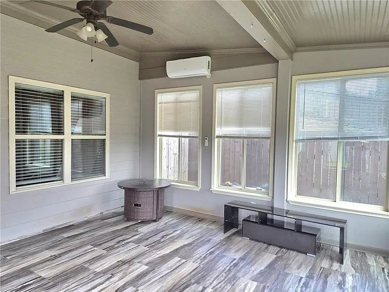 4138 Two Bridge Dr — Photo 12