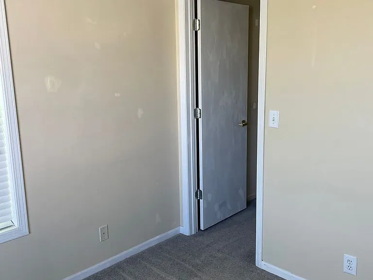 2134 Oakcrest Cir — Photo 12