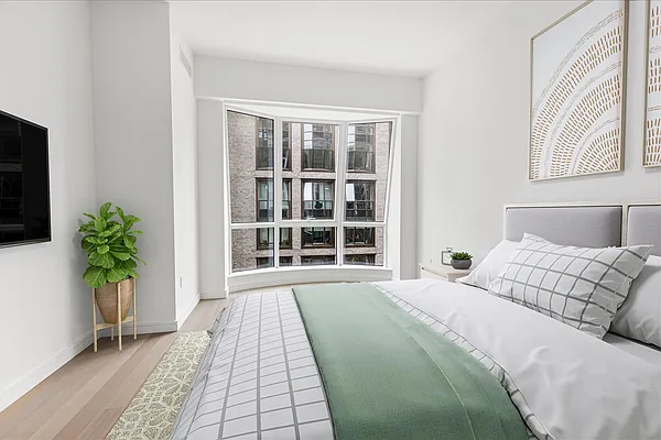 Rented by R New York | media 2