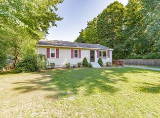 410 Holcomb Rd, Springfield, MA 01118