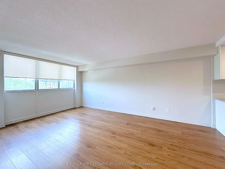 165 La Rose Ave #508 — Photo 5