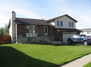 204 Dean Ave, Evanston, WY 82930