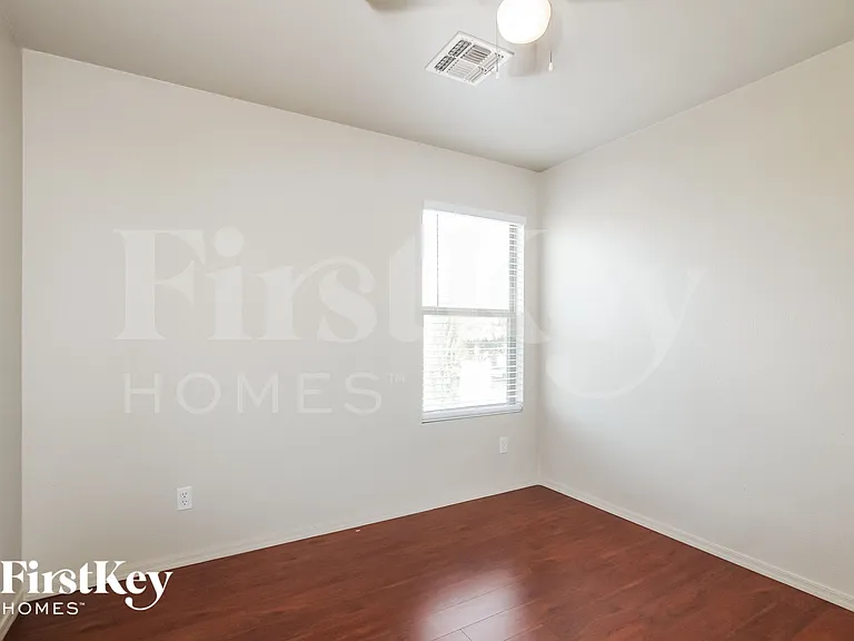 15029 W Larkspur Dr — Photo 10