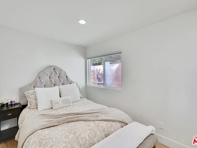3966 Las Flores Canyon Rd — Photo 31