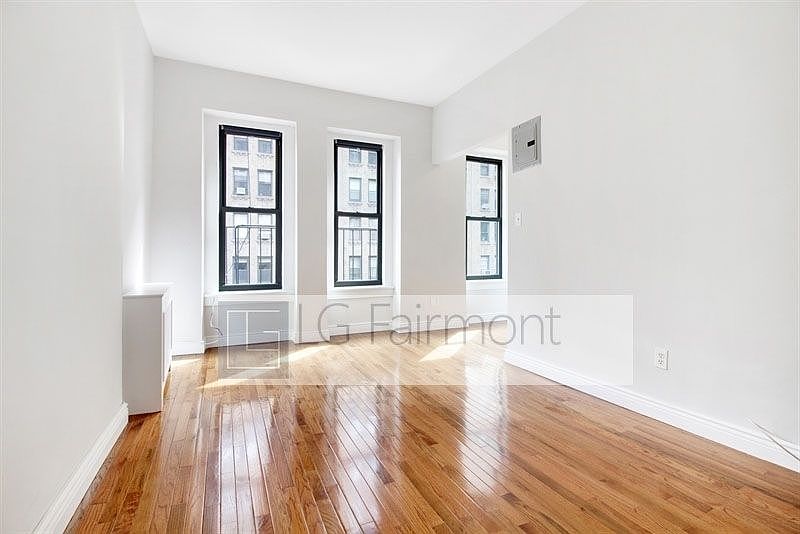 1st image of 1440 Lexington Ave APT 2