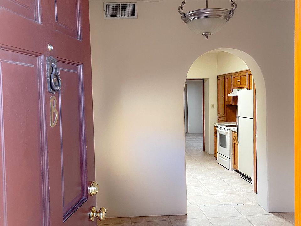 View into Foyer/Dining Room